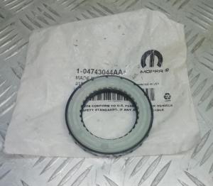 Опорный подшипник переднего амортизатора Chrysler/Dodge 2001-2008 04743044AA